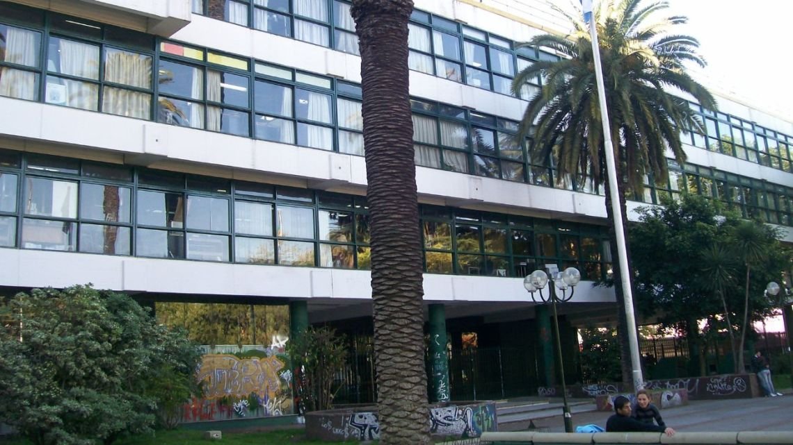 Allanaron los municipios de San Martín y Ezeiza por una presunta red que entregaba licencias a narcos y delincuentes