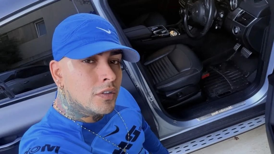 Así detuvieron a "Callejero Fino": el cantante será indagado por tenencia de un arma ilegal