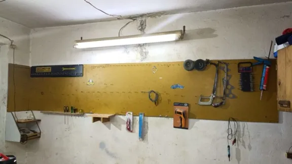 Barrio Santa Mónica: delincuentes se llevaron televisores y herramientas millonarias