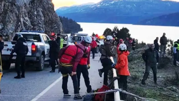 Buscaban a un hombre desaparecido y lo encontraron sin vida: cayó por un barranco de 25 metros