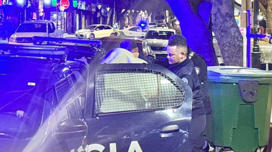 Cayó de un quinto piso y murió: las dudas sobre el relato de su novio