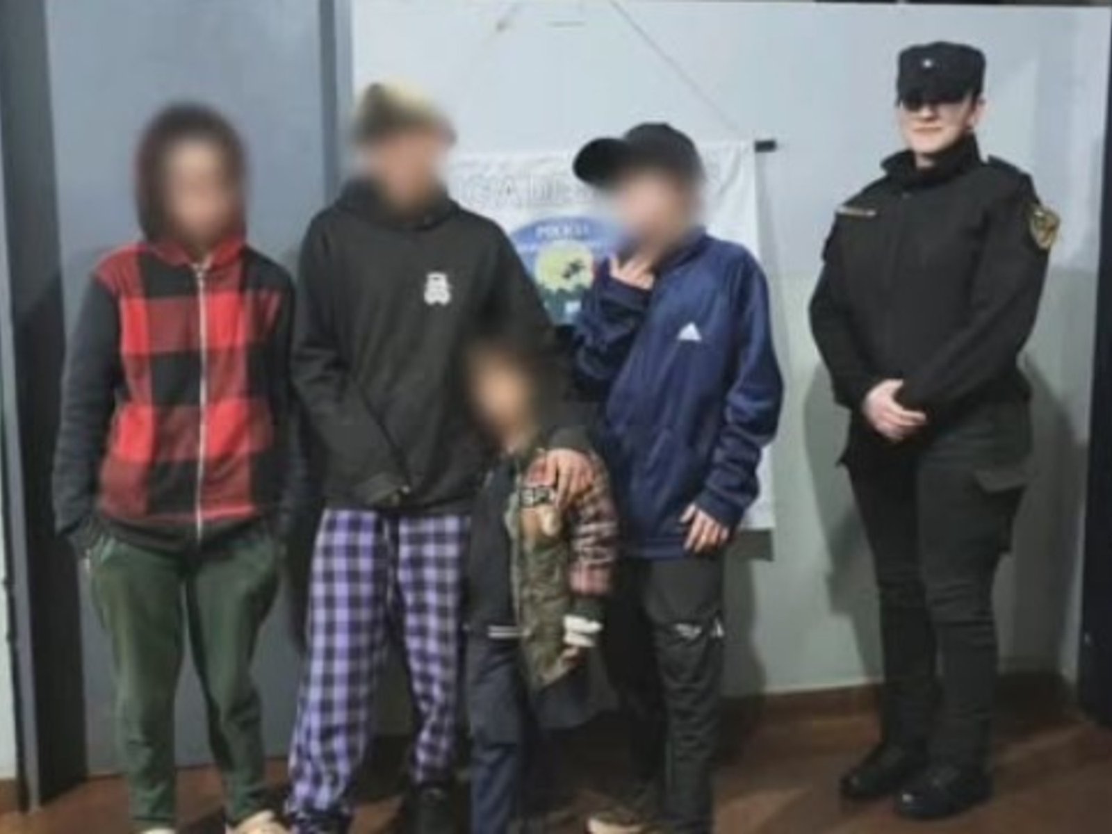 Cinco hermanitos quedaron tres semanas abandonados en una casilla en Misiones