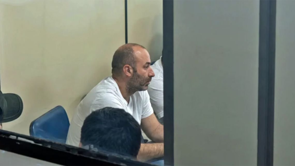 Deprimido, Cerimedo pasó su primera noche en la cárcel de Palmasola