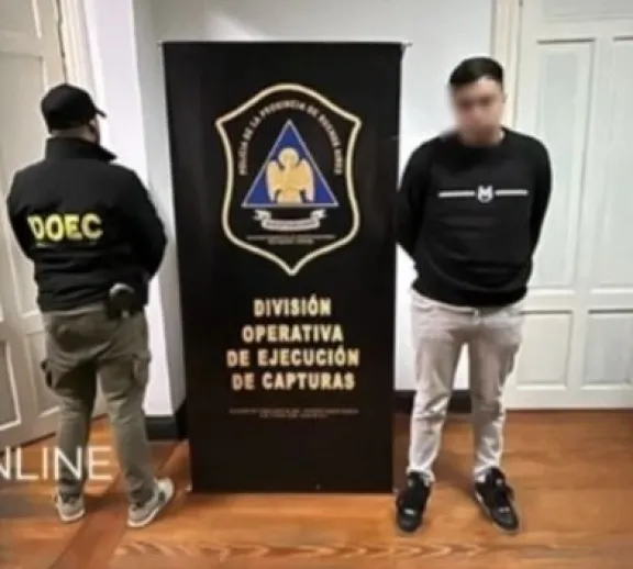 Detienen a narco de Comodoro en Villa Luzuriaga y le secuestran 36 kilos de cocaina