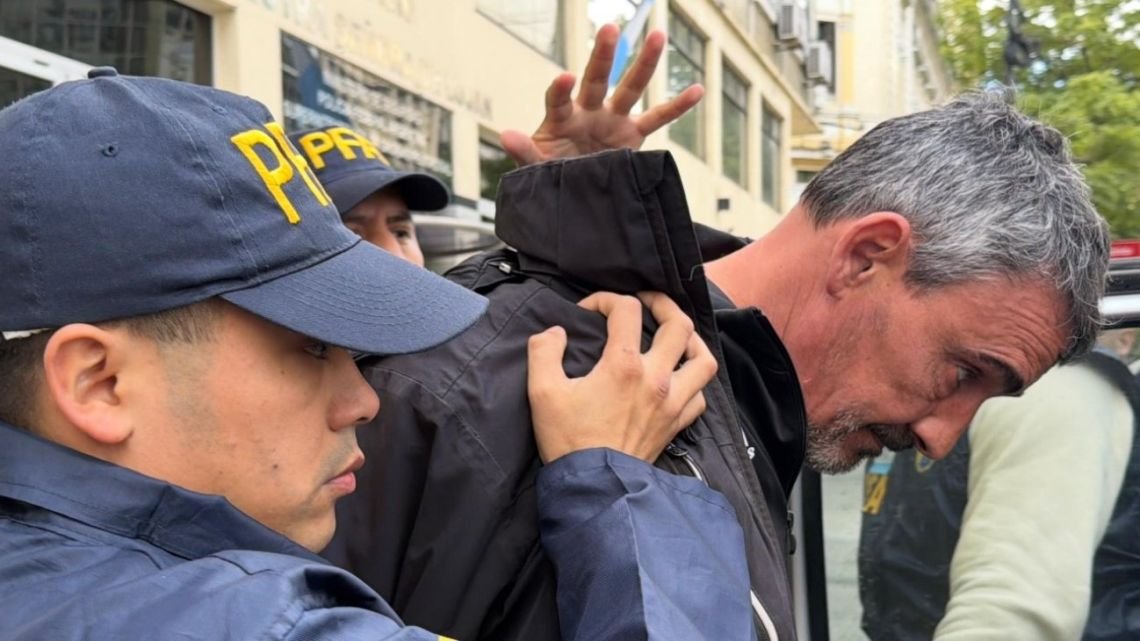 Detuvieron a “Bebote” Álvarez, histórico barra de Independiente, por su presunto vínculo con el narcotráfico