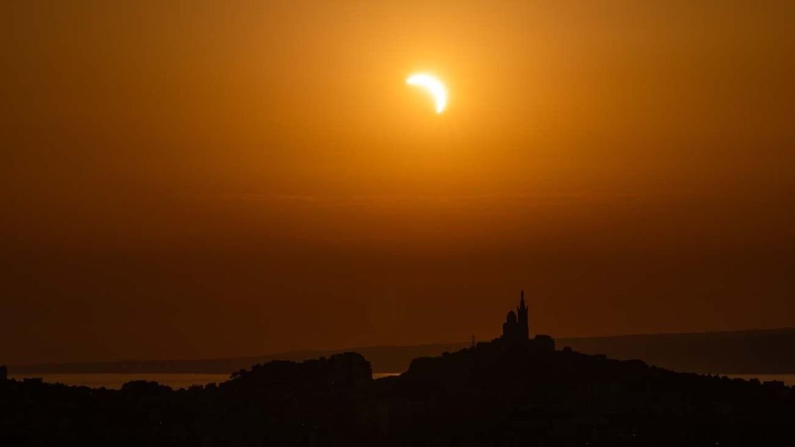Eclipse solar en España: millones de personas salieron a observar el fenómeno