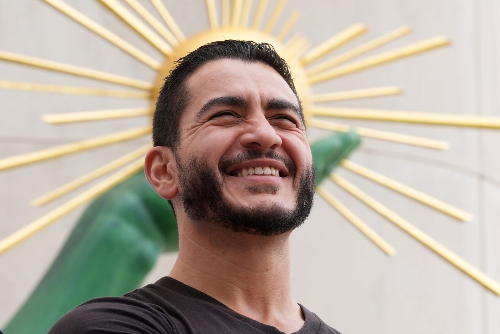 El candidato progresista en las primarias demócratas de Míchigan, Abdul El-Sayed, se perfila como ganador