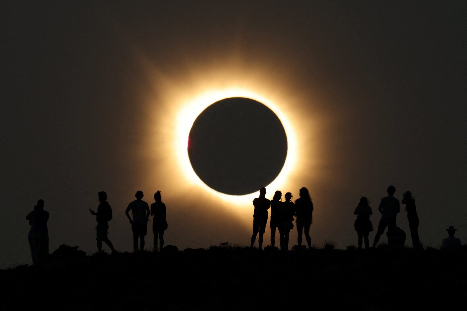 El eclipse conquista el corazón de España