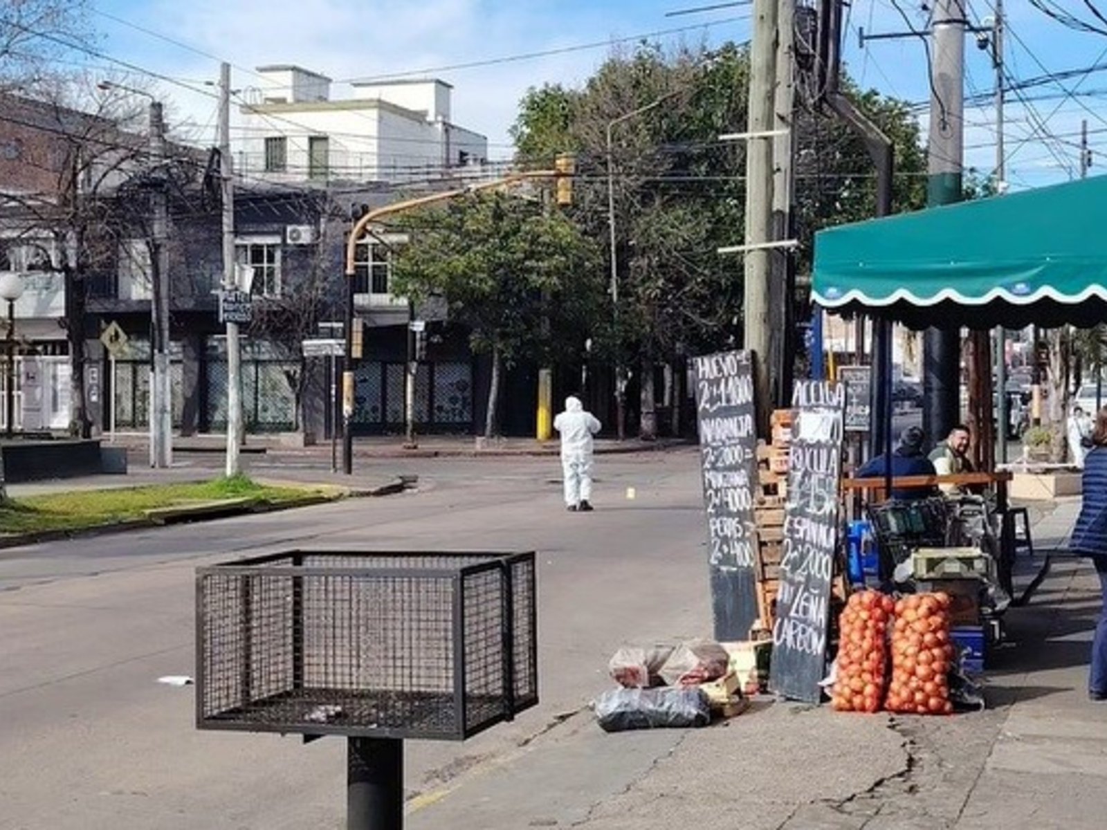 Feroz tiroteo entre un agente policial de la Ciudad y cuatro motochorros frente a un jardín de infantes en Ituzaingó