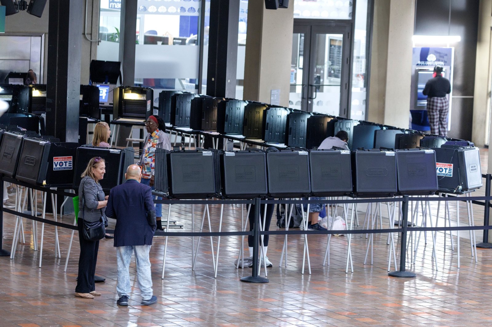 Florida pone a prueba en sus primarias el dominio republicano
