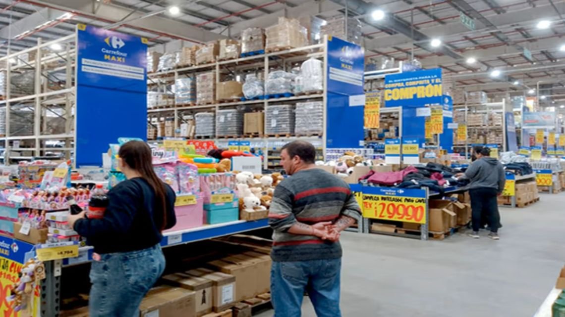Inflación de julio: el INDEC dará a conocer el dato con un anticipo en alza y el consumo todavía en caída