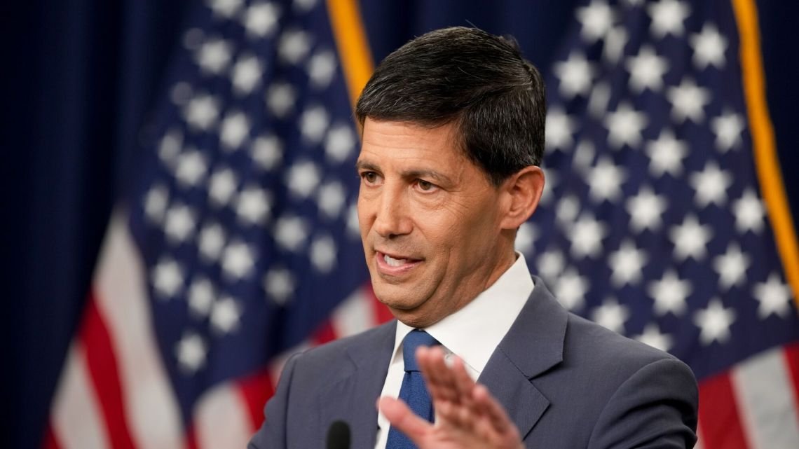 Kevin Warsh se prepara para dar su primer gran discurso como presidente de la Reserva Federal