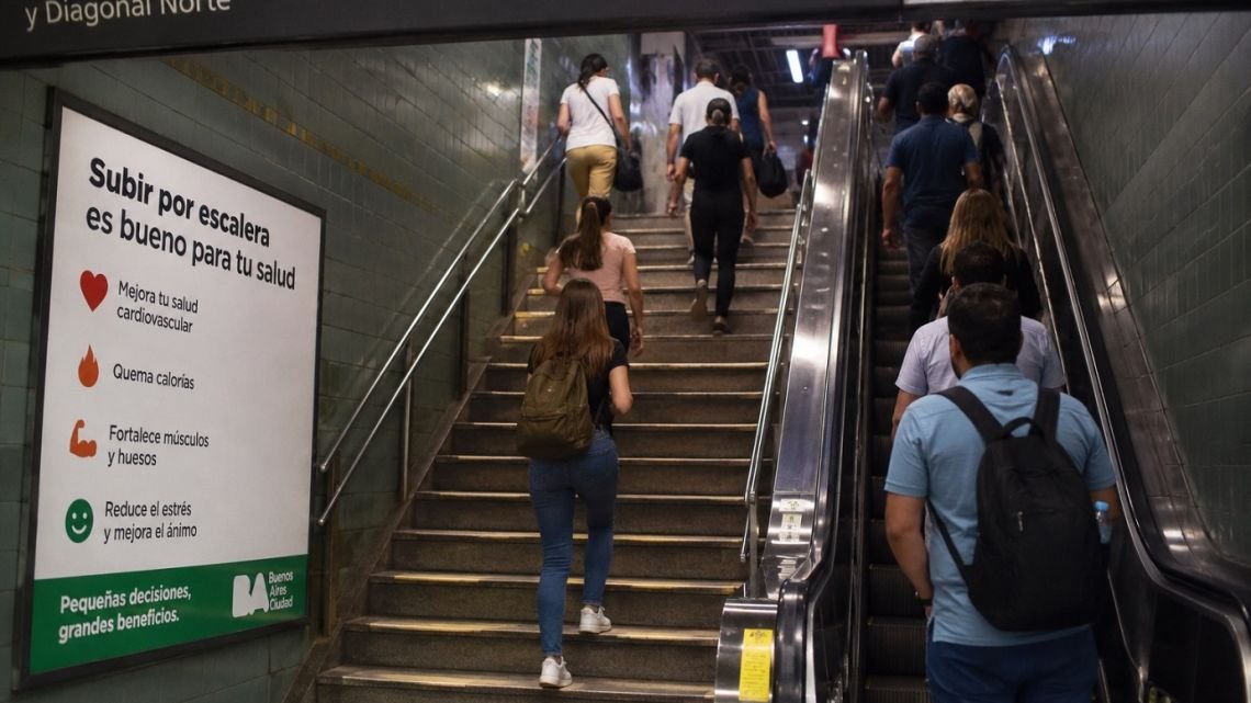 Para vivir más y mejor hay un ejercicio al alcance de todos: subir escaleras