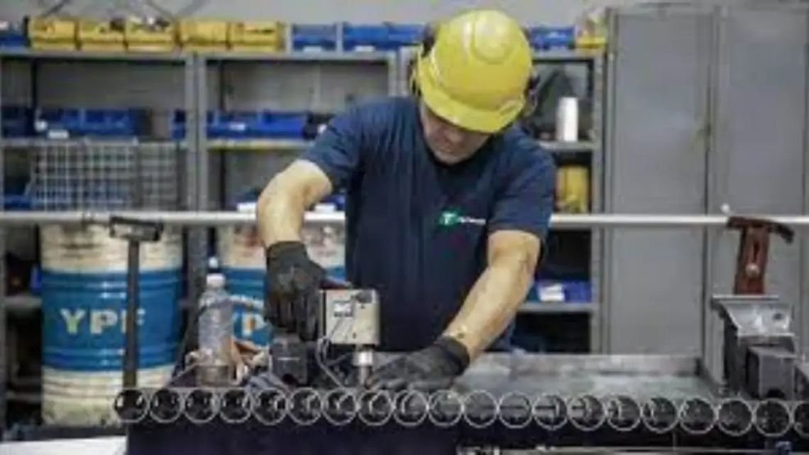 Pymes: empresarios advierten por una mayor contracción de la economía real