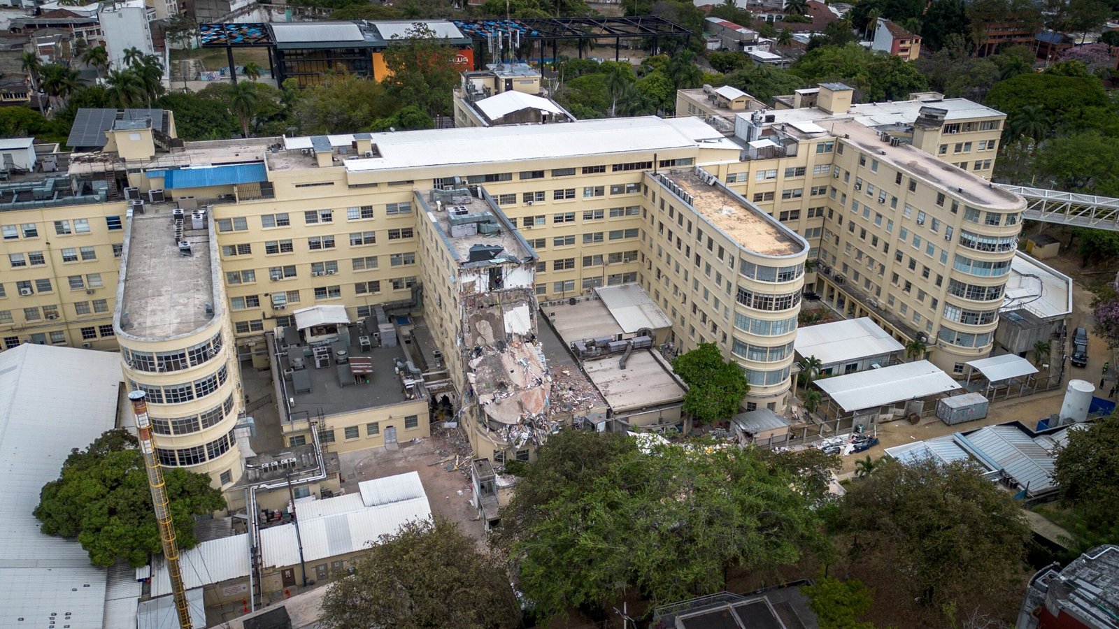 Vista aérea del Hospital Universitario del Valle, en Cali, el 14 de agosto.