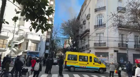 Se incendió un departamento al lado de la casa de Cristina Kirchner