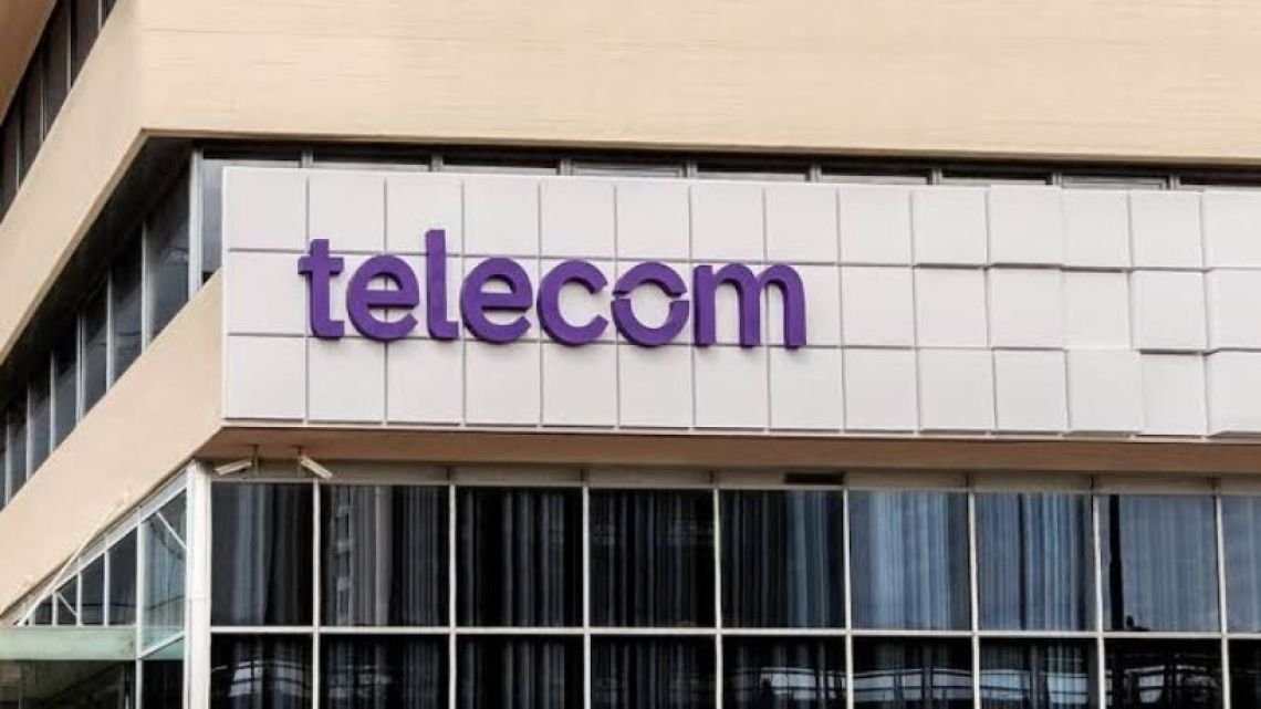 Telecom debe pagar a una usuaria más de $7,7 millones por cobrarle líneas que no pidió y mandarla al Veraz