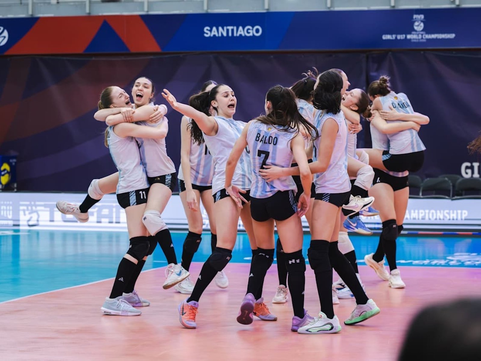Vóley femenino: paliza de Las Panteritas a Brasil en el Mundial U17 :: Olé