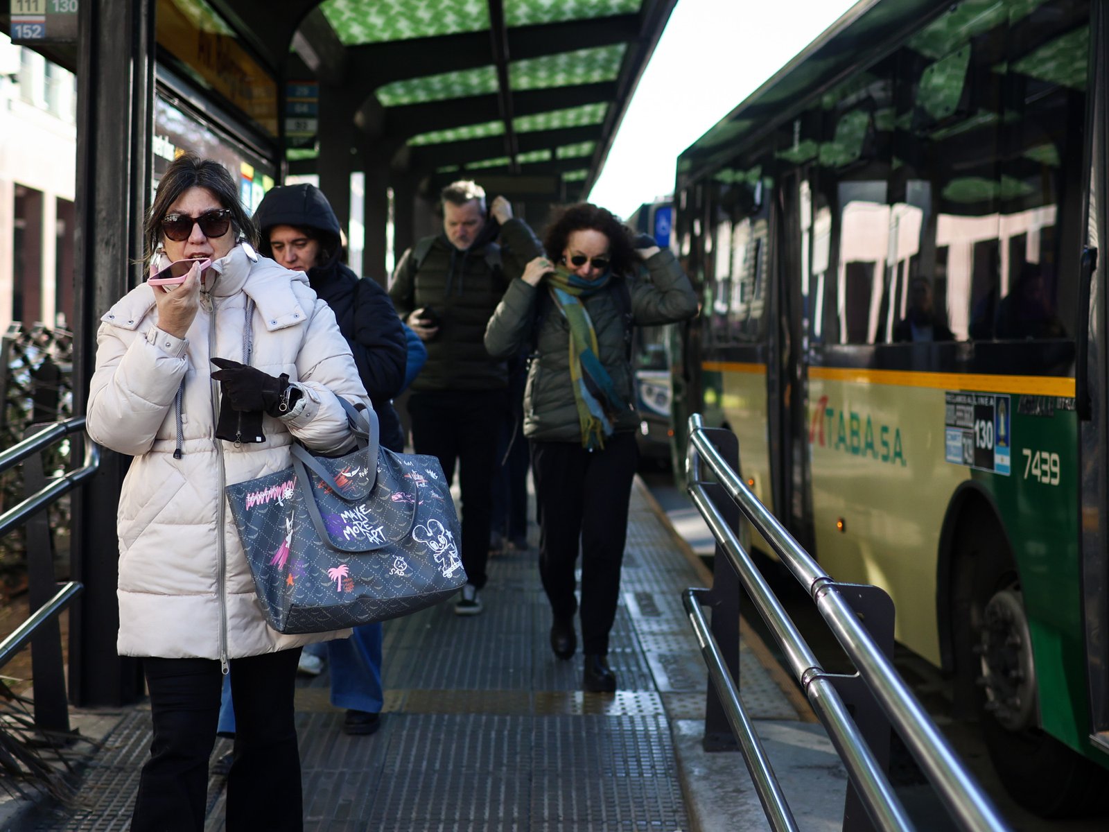 afloja el frío en el AMBA, pero hay siete provincias bajo alerta por lluvias, vientos y nevadas
