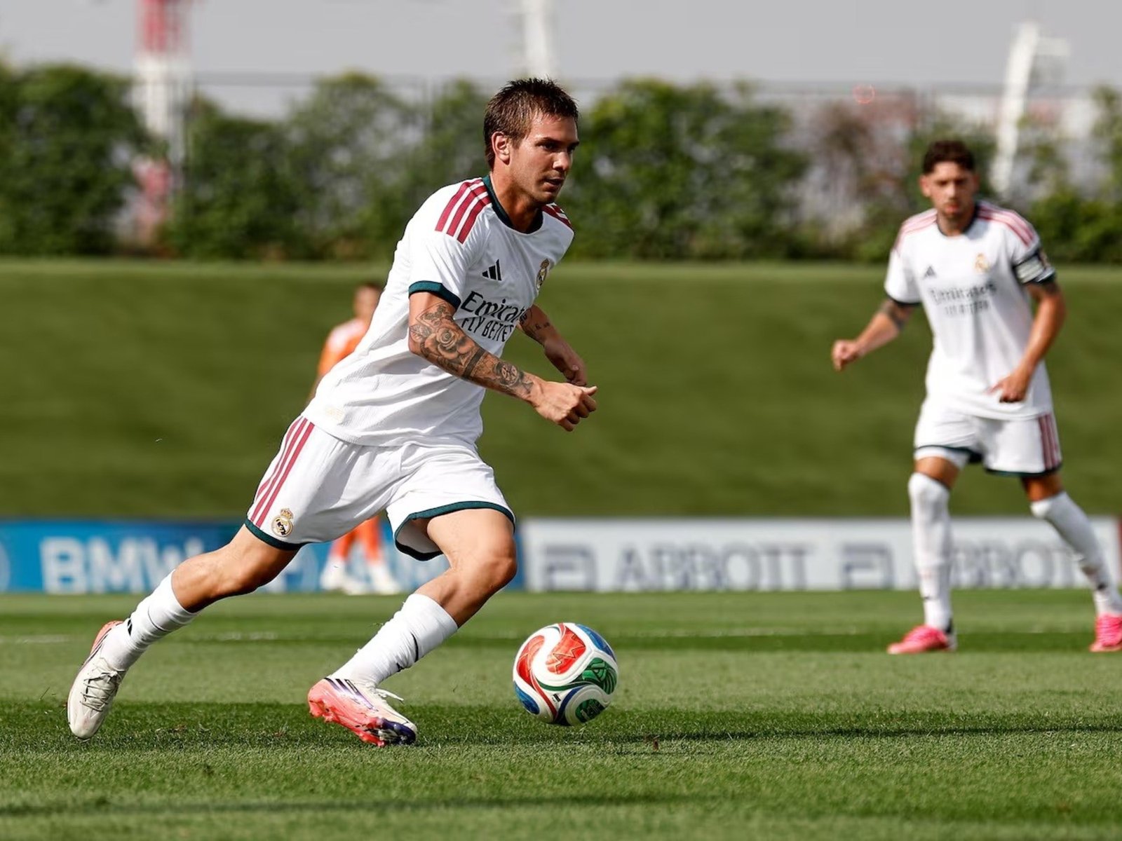 deja el Real Madrid, pero su futuro está lejos de River