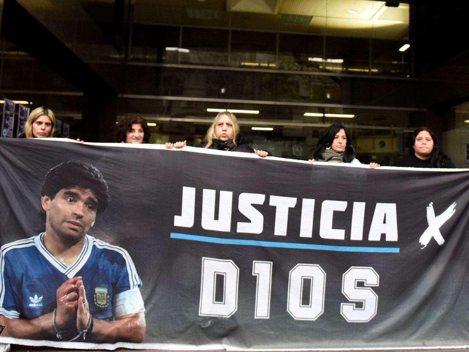 qué declaró uno de los custodios en el juicio por la muerte de Maradona