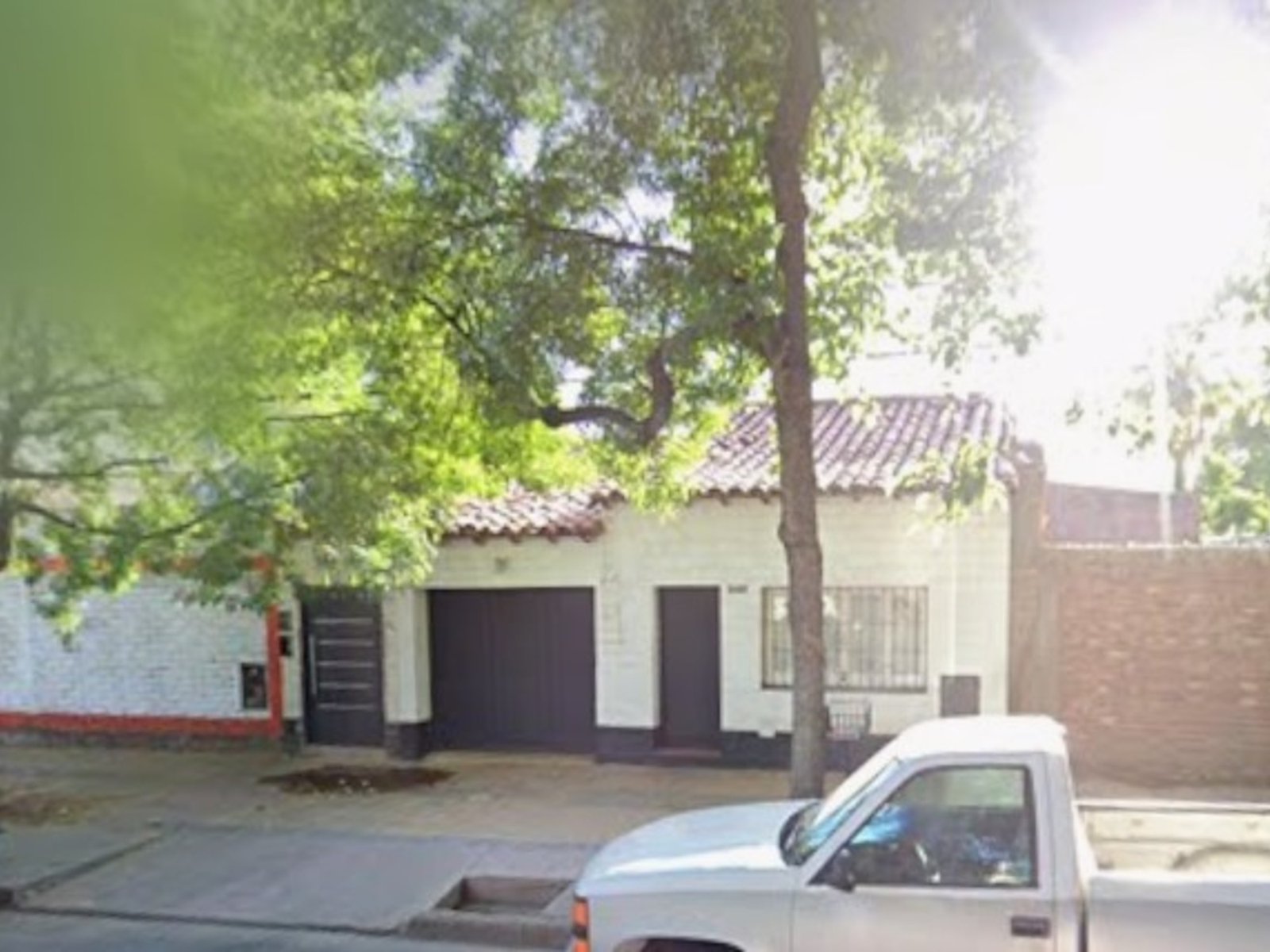 su hijo y una cuidadora quedaron detenidos