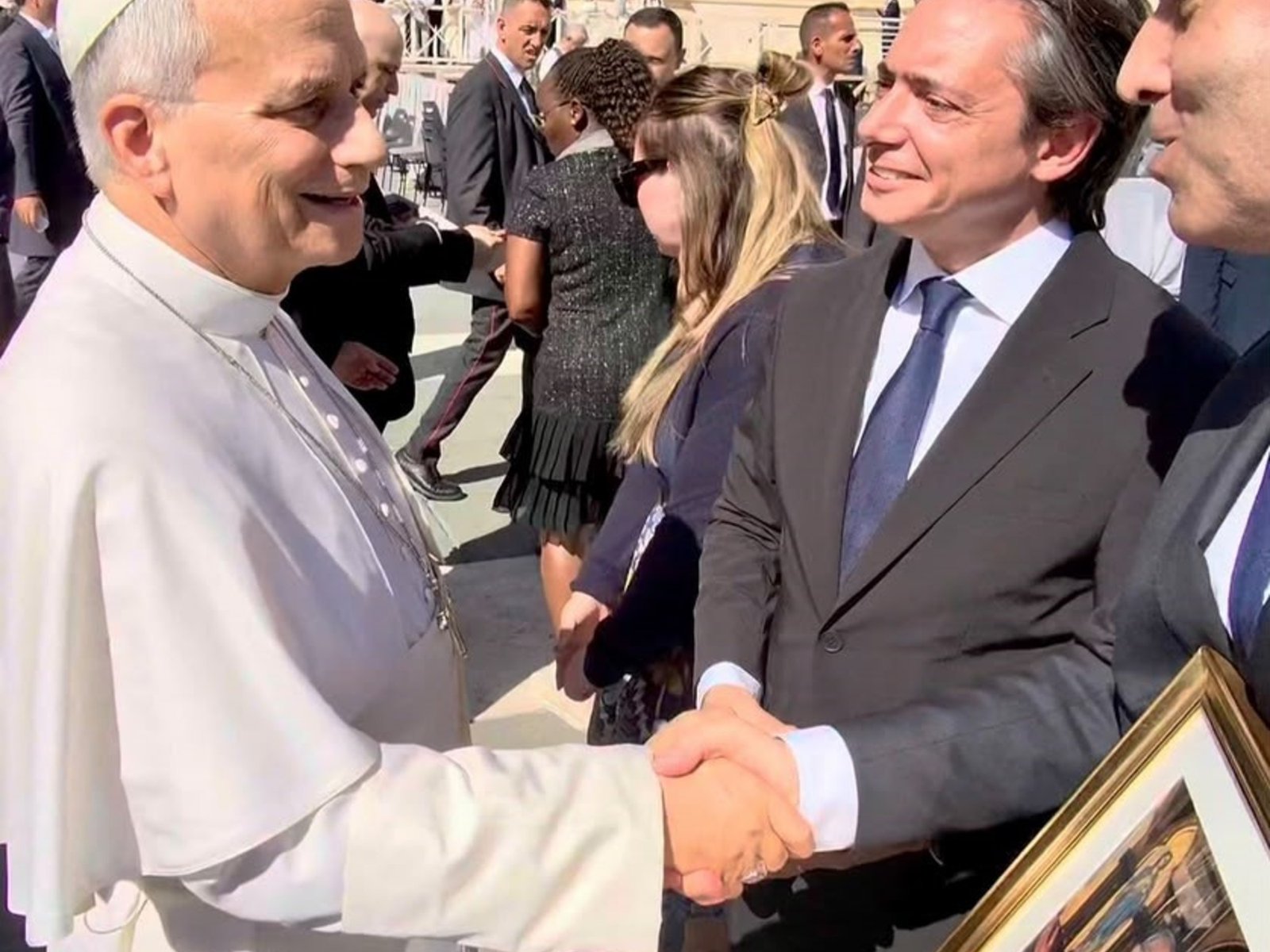 Calculan que un millón y medio de fieles participará de la misa del papa en Luján