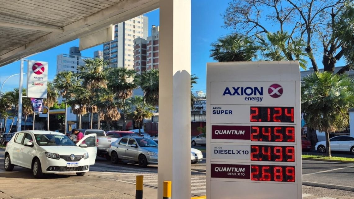 Combustibles en Chaco: Shell y Axion subieron sus precios y el diésel aumentó hasta 5,49%