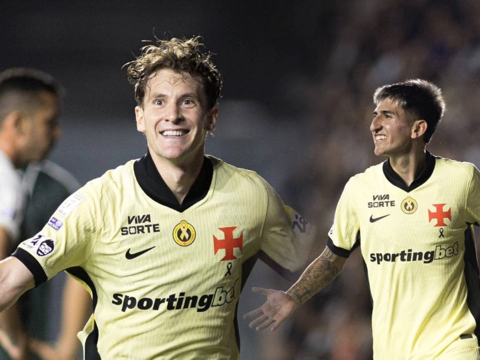Con Boca en el horizonte: festejos de Colidio y Lescano en la goleada clave de Vasco da Gama en Brasil :: Olé