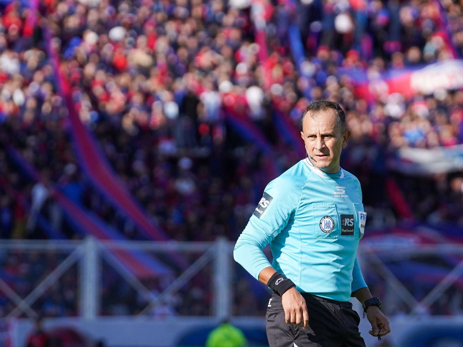Darío Herrera, de un pueblito de 2600 habitantes en Neuquén al Mundial 2026 y ser el árbitro de las polémicas en Rosario Central-Estudiantes