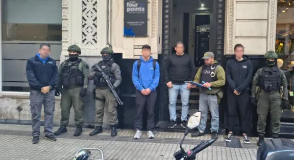 Desarticulan una red delictiva dedicada a la triangulación de dinero, comercio exterior y lavado de activos entre 5 provincias