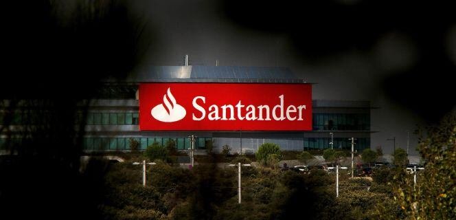 El Santander gana la batalla histórica contra AXA por el pago de 800 millones en Reino Unido