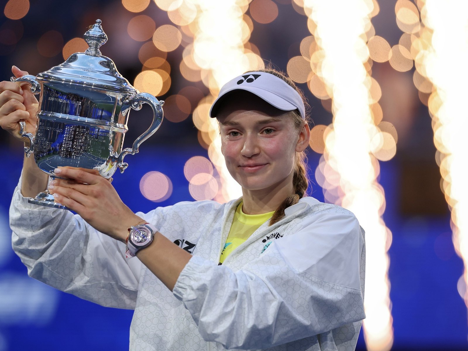 Elena Rybakina, la nueva número 1 del tenis, que aprendió a convivir con la peor de las sospechas y es campeona del US Open