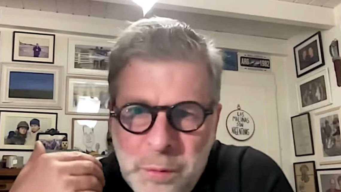 "Es un manotazo de ahogado": el excombatiente, periodista y escritor Edgardo Esteban habló en QR! del discurso de Milei sobre Malvinas