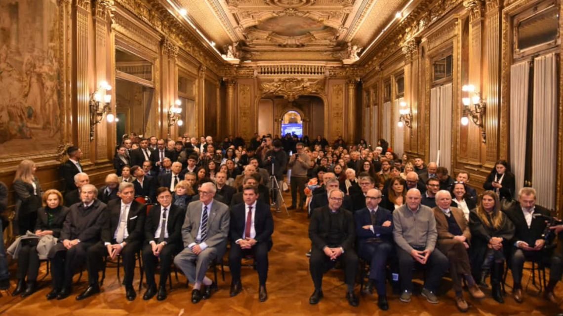 Finalizó la XVI edición de los Premios Perfil con 10 categorías y un jurado integrado por referentes de la cultura, la ciencia y la economía
