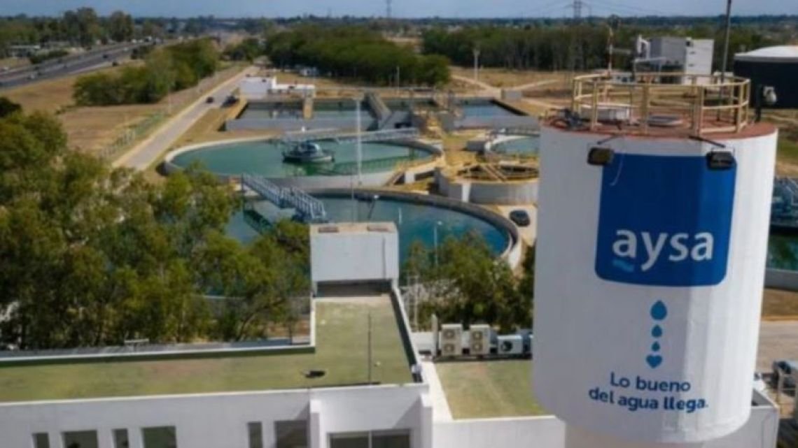 Grupo Roggio, en carrera para quedarse con la operación privatizada de Aysa