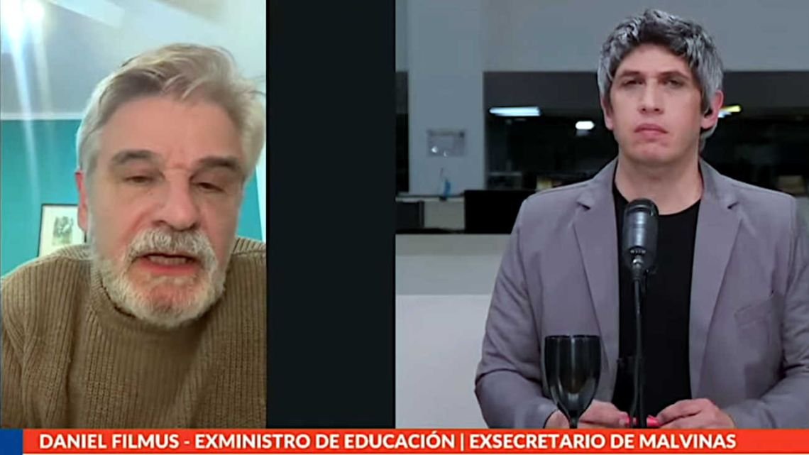 “Hoy los docentes tienen 2 o 3 trabajos y los chicos llegan a la escuela cada vez más pobres”, denunció Daniel Filmus en QR!