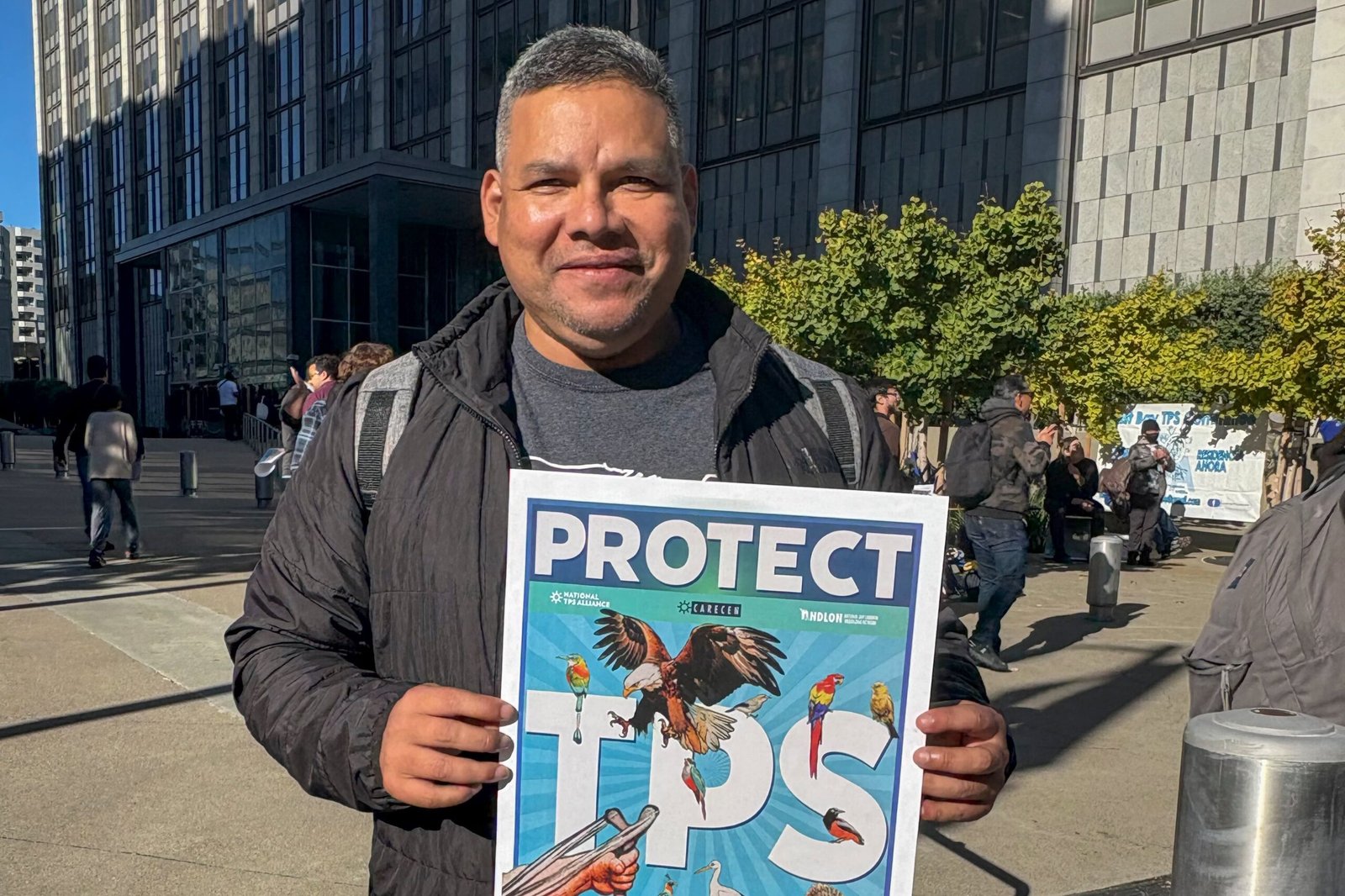 José Palma, de la Alianza nacional del TPS: “Para muchos salvadoreños perderlo es una sentencia de muerte”