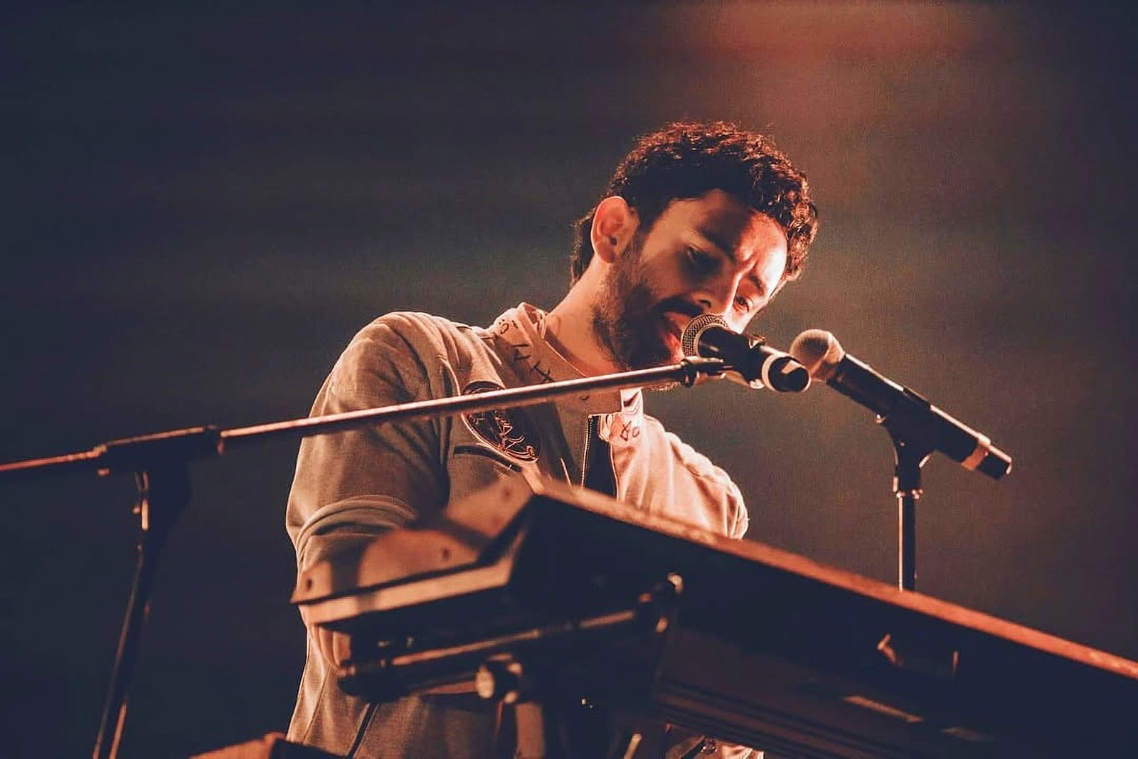 La masacre del músico de Camilo Séptimo, su pareja embarazada y su hija de tres años sacude a México