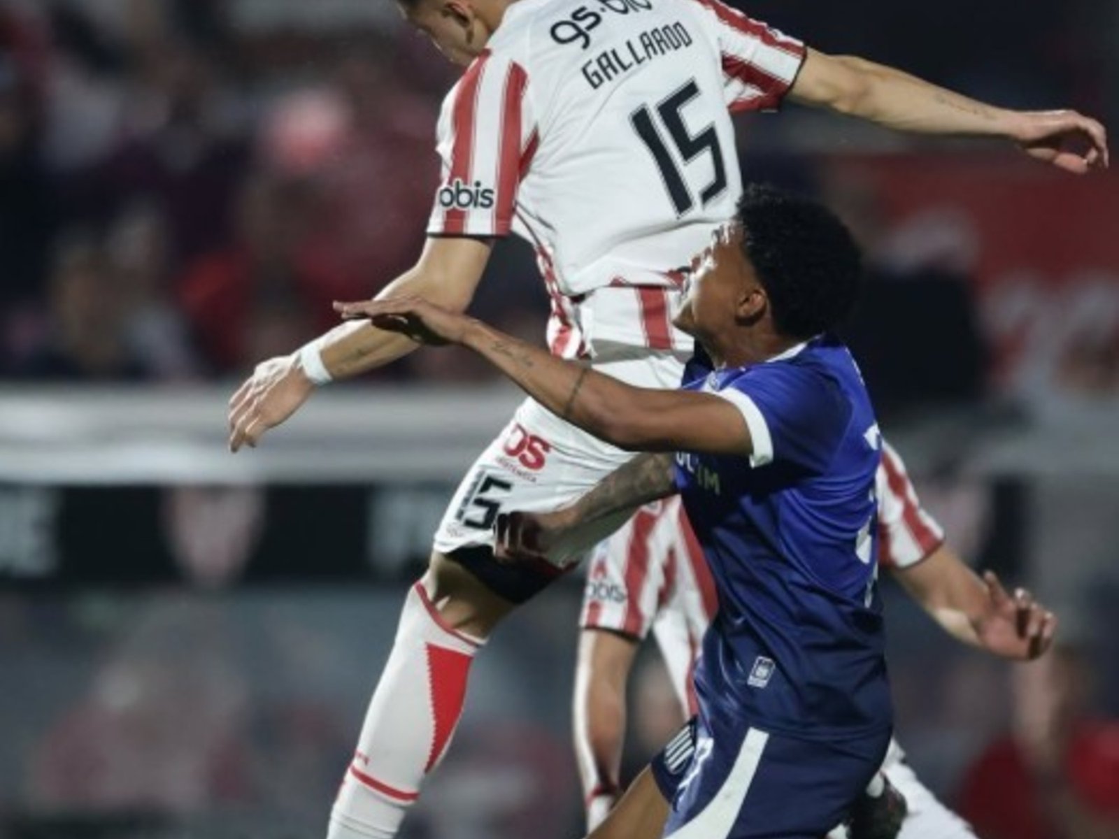 Los mejores videos del clásico de Córdoba: tres goles en 20 minutos y la expulsión por un sanguinario cabezazo :: Olé