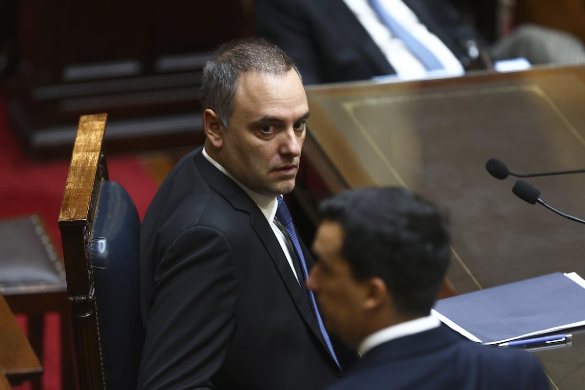 Manuel Adorni: Un exjefe de Gabinete de Milei atribuye su repentina fortuna a operaciones con criptomonedas por 600.000 dólares