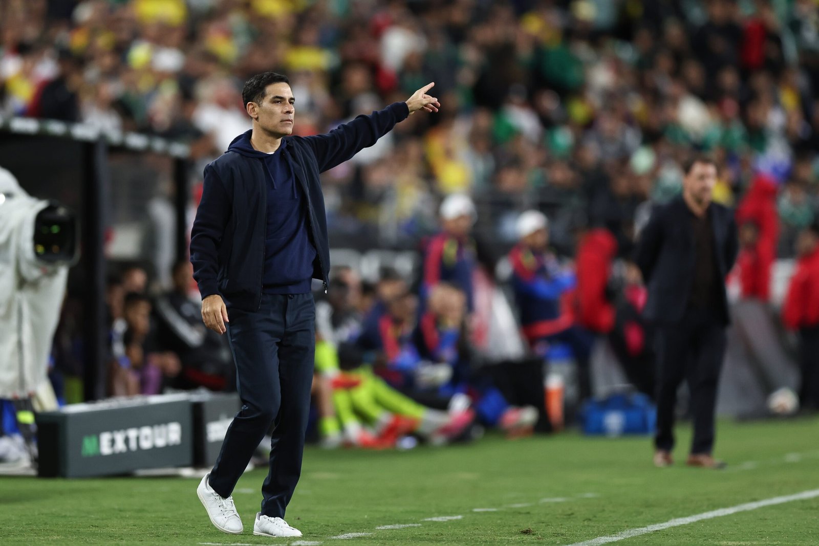 Rafa Márquez cosecha un empate en su estreno como seleccionador de México