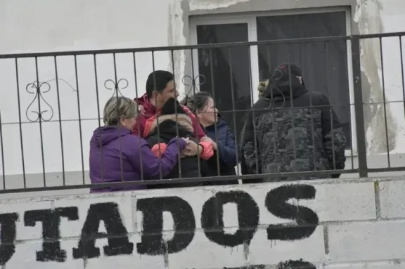 Río Gallegos: un hombre de 45 años murió tras una explosión y un incendio en su vivienda
