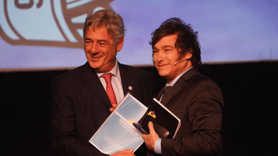 “Roma no paga traidores”: el mensaje de Milei tras el triunfo de Nicolás Pino en la Sociedad Rural
