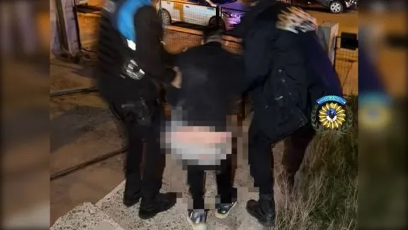 Saltó un paredón de tres metros para robar en una casa de barrio Pueyrredón y tras lesionarse los tobillos terminó detenido