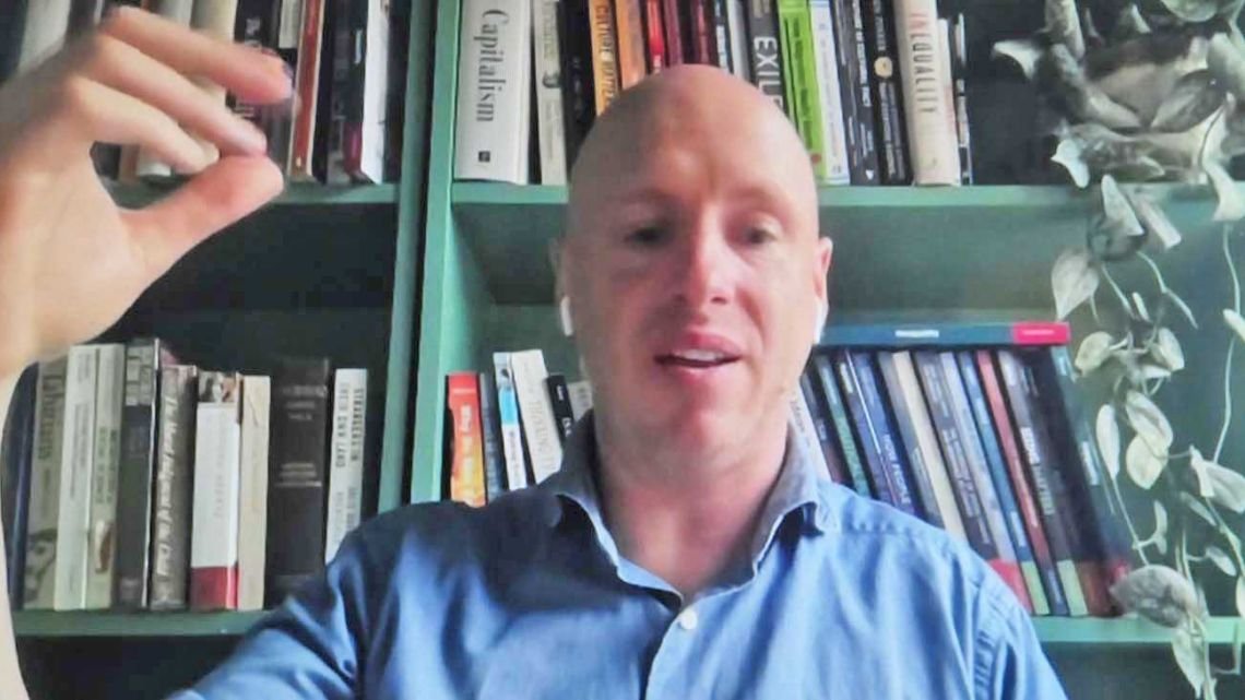 Séamus A. Power: “La realidad es que vivimos en mundos psicológicos, no en mundos económicos”