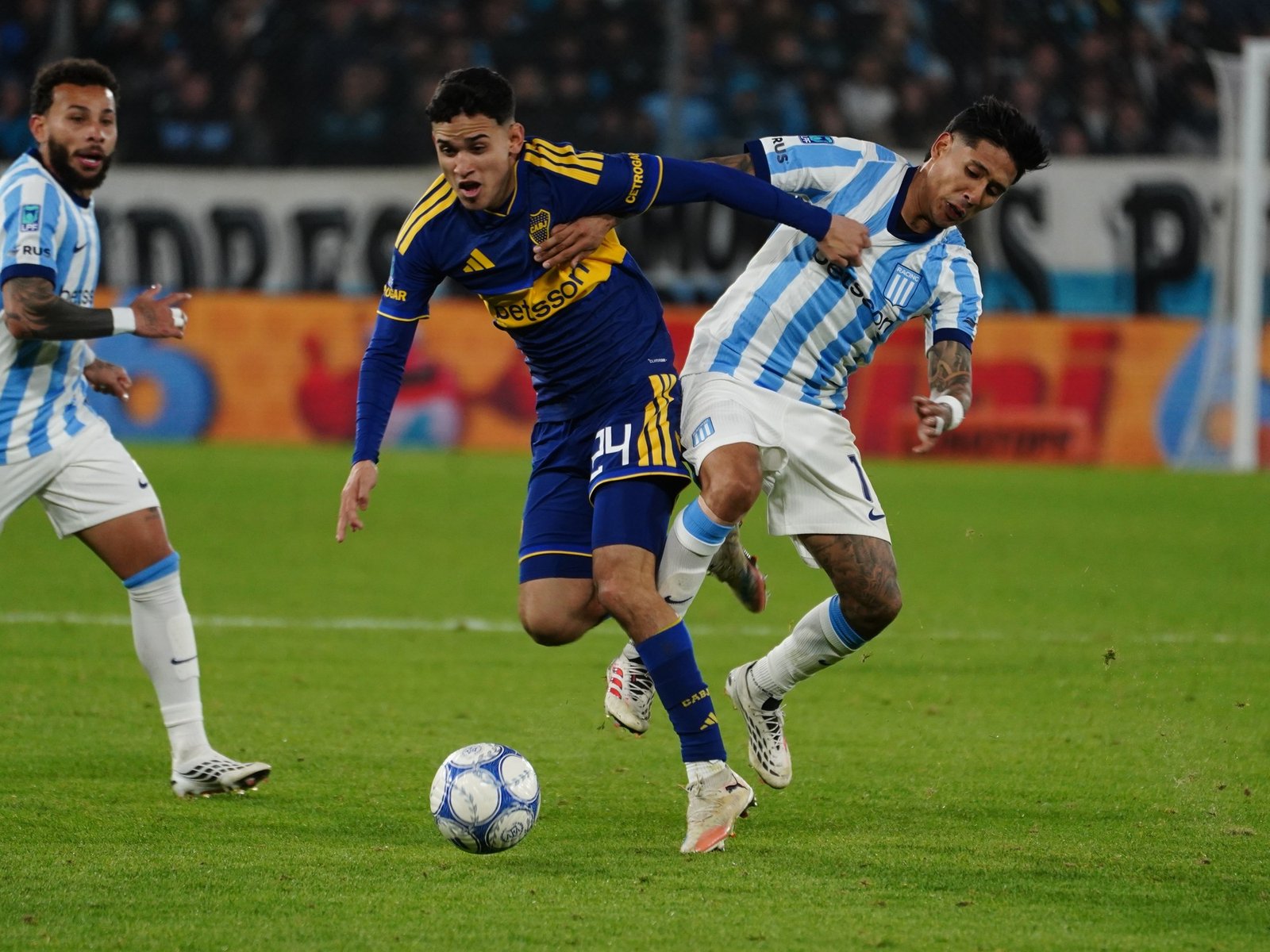 Tras el fallo de la AFA, la Copa Argentina confirmó dónde, cuándo y a qué hora juegan Racing contra Boca por los cuartos de final