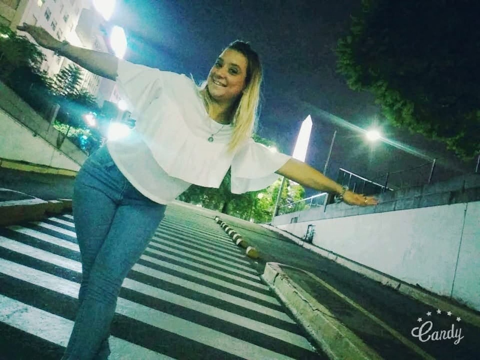 borracho, se cruzó de carril con su Renault 19 y mató a una madre de tres hijos