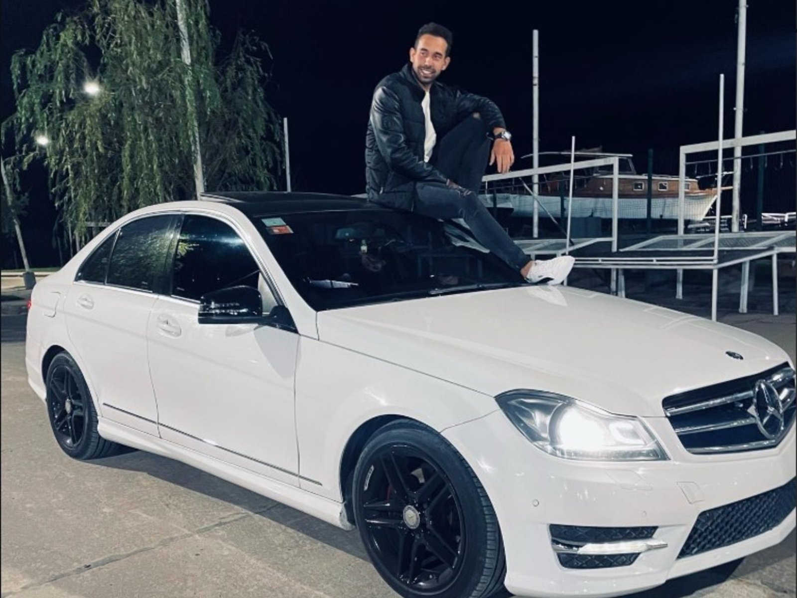 detuvieron a un piloto acrobático señalado por liderar una banda narco