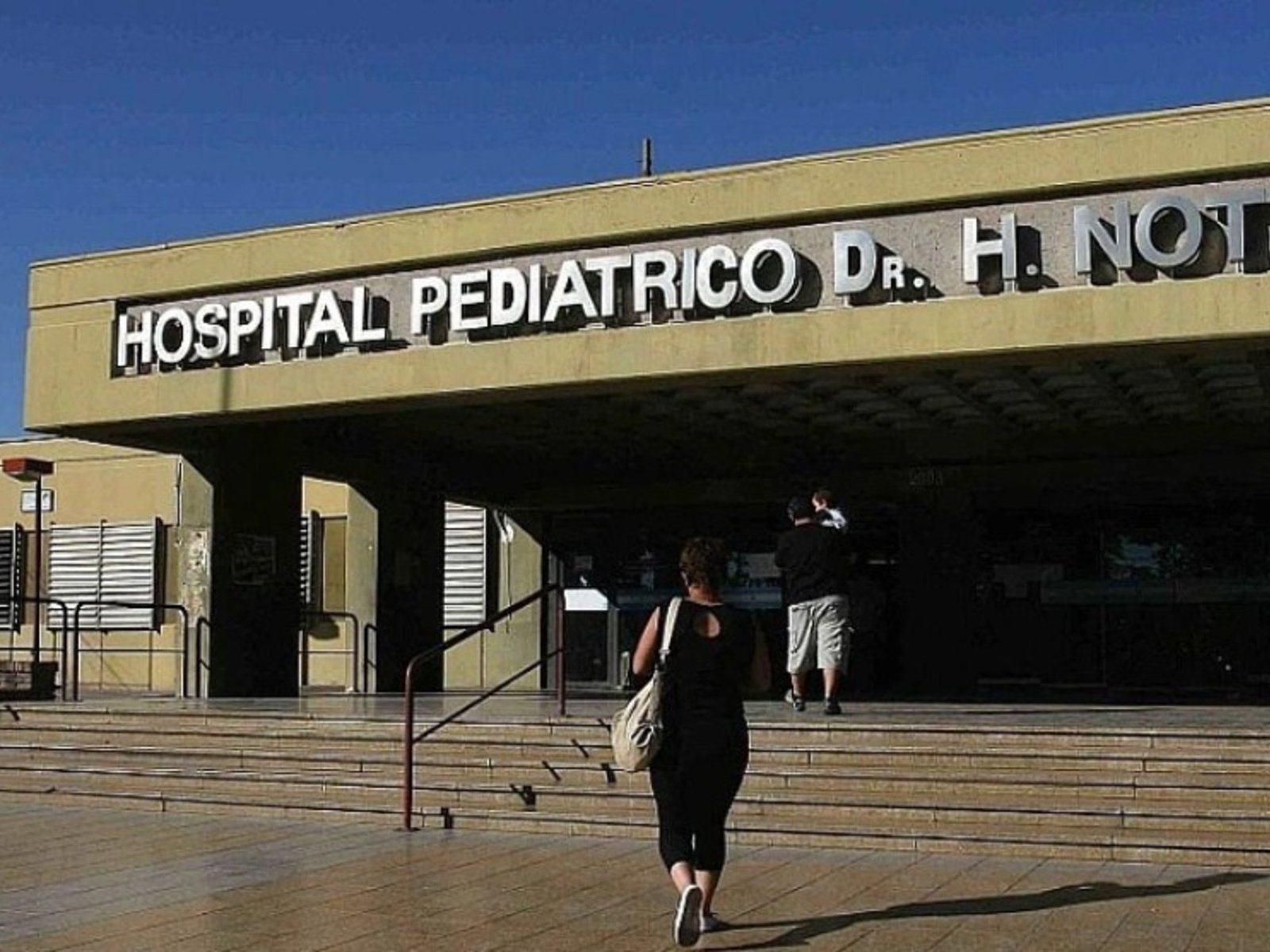 una mujer de 62 años y su nieto murieron tras caer a un pozo séptico